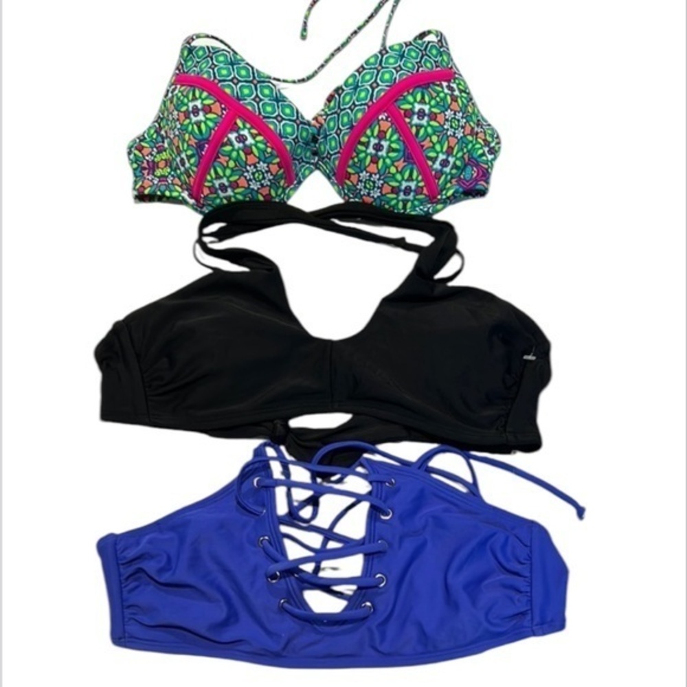 Bikini swim bundle of 3 tops size medium Xhilaration